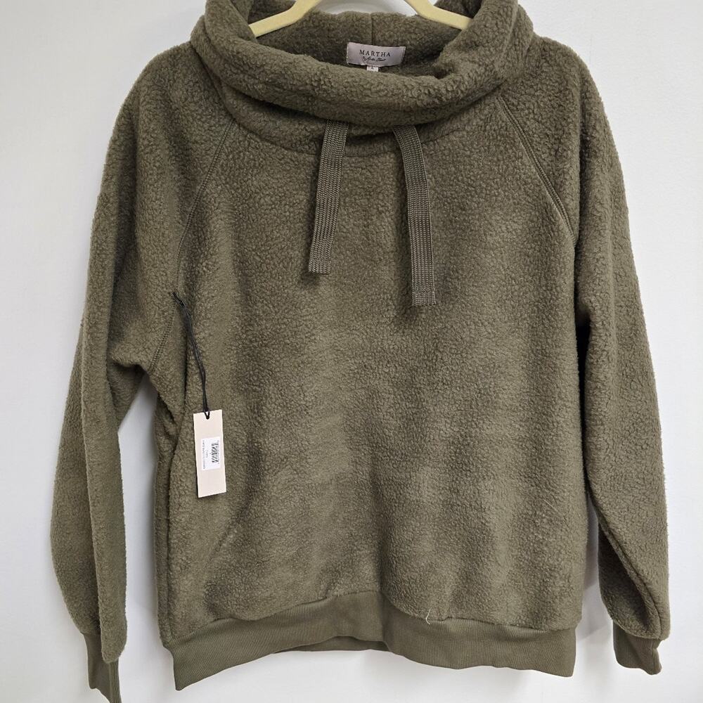 Martha Stewart Pullover Curly Turtle size Large NWT
